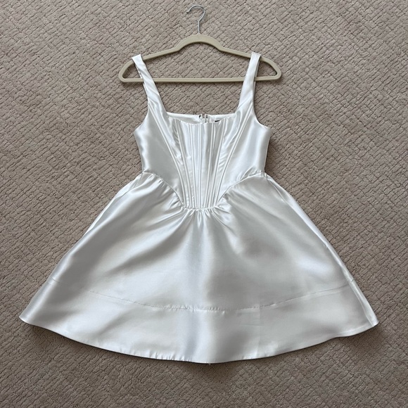 Lulus Dresses & Skirts - Lulu's White Satin Mini Dress